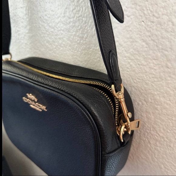 Jamie Leather Crossbody Camera Bag | Coach - Picture 5 of 16